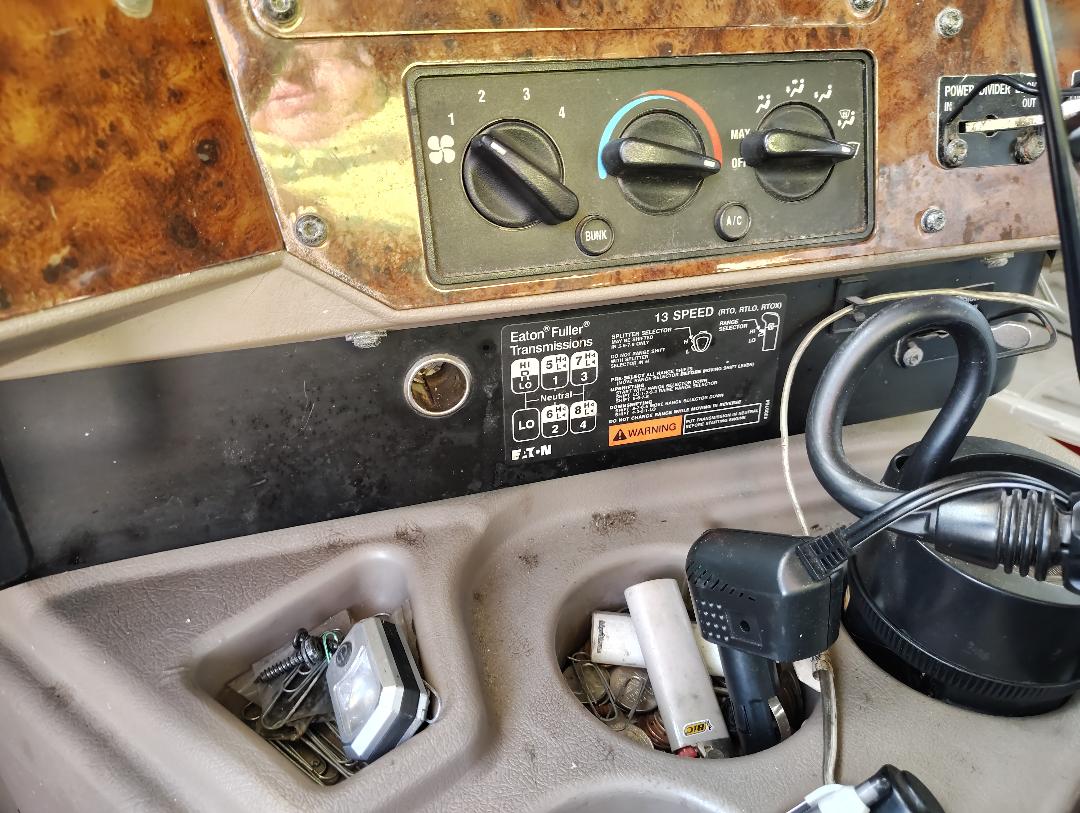 2005 INTERNATIONAL 9900i - Image 18